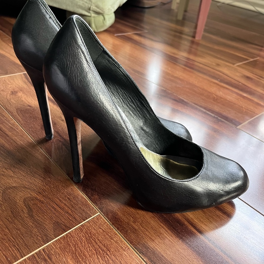 Dolce Vita Calfskin Hidden Platform Pump